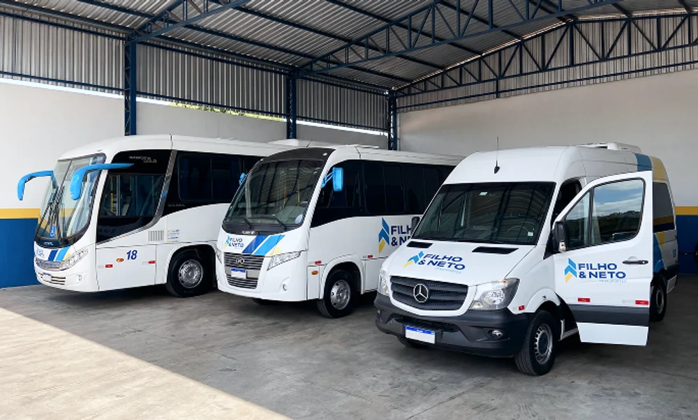 Frota Filho e Neto Transportes